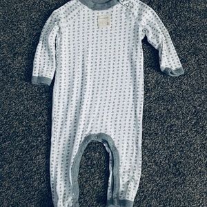 Unisex Burts Bees baby bodysuit